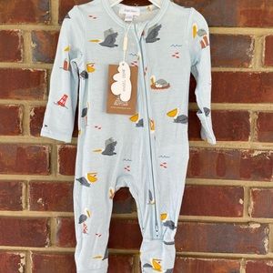 NEW Angel Dear pelican double zipper pajama with footies, size 0-3 months